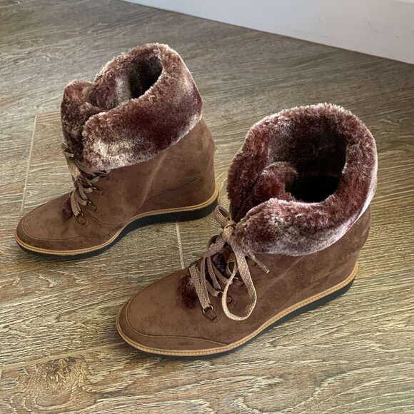 Dr. Scholls J Furry Wedge Bootie - new no box - size 9.5 - Picture 1 of 8